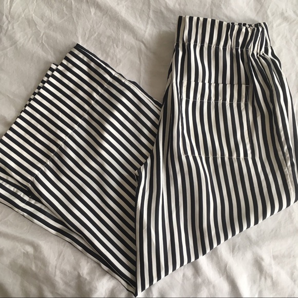 Everlane Silk Wide Leg Pant, 0 - Picture 4 of 5